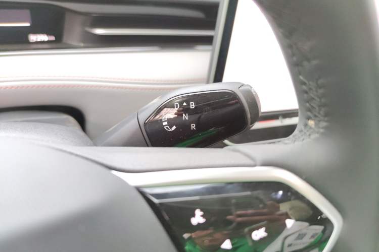 Used Volkswagen ID.7 VIZZION 2024 AIR model
