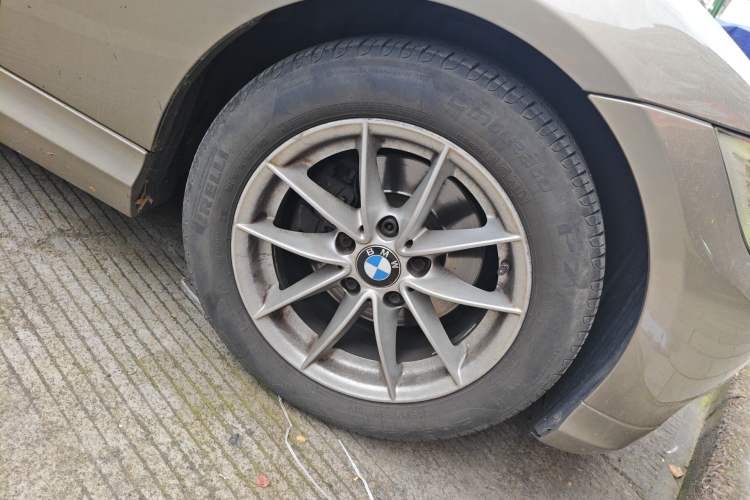 Used BMW 3 Series 2011 318i Leading Model Right Front Wheel Hub