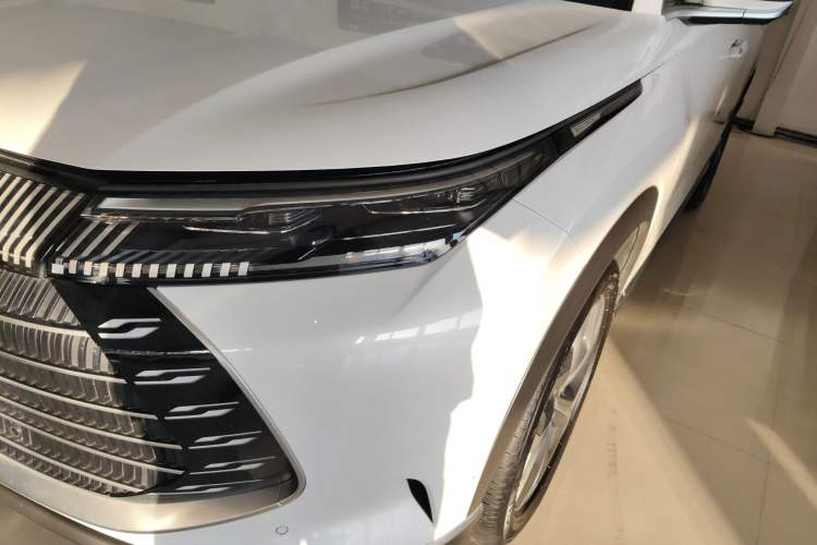 Used BYD Frigate 07 2024 Honor Edition DM-i 100KM Prestige Model