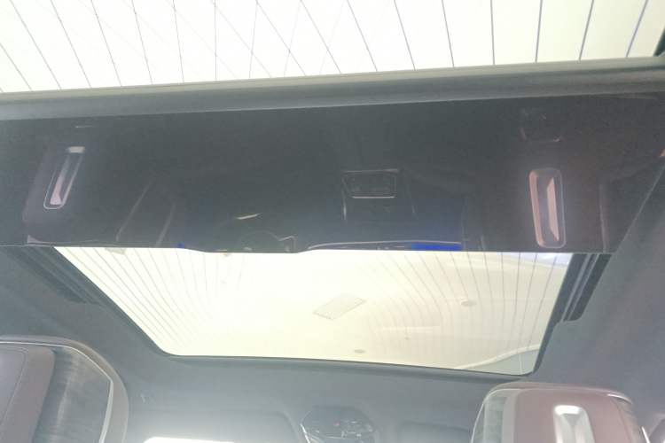 Used BMW 7 Series 2023 740Li Luxury Edition with Premium Package Headliner