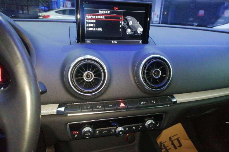 Used Audi A3 2015 Limousine 40 TFSI Automatic Luxury Model