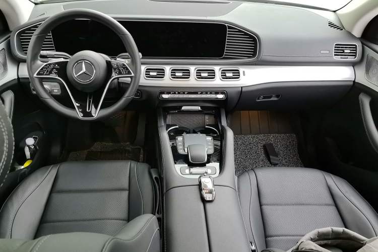 Used Mercedes-Benz GLE 2024 GLE 350 4MATIC Stylish Model