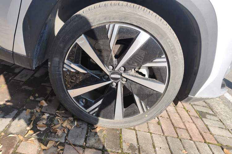 Used Geely Auto FX11 2023 1.5TD DCT Prestige Edition
