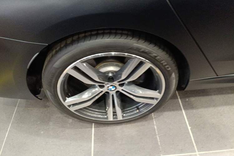 Used BMW 6 Series GT 2018 640i xDrive M Sport Package