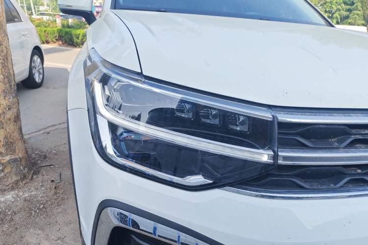 Used Volkswagen Tharu 2024 300TSI Two-Wheel-Drive Full Moon Edition
