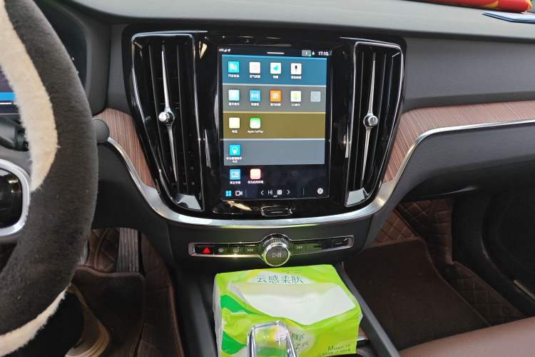 Used Volvo S60 2025 B4 Zhiyuan Luxury Edition