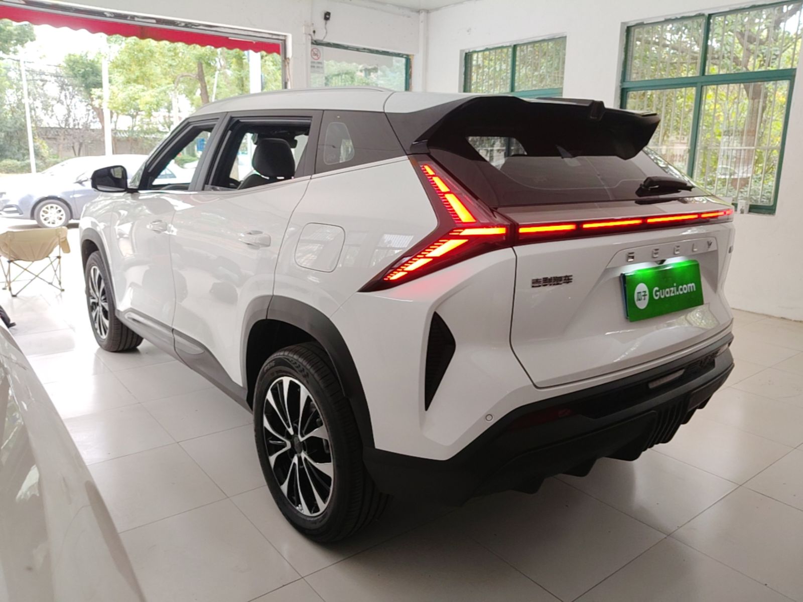 Geely Auto Emgrand X7 Sport 2026 Model 1.5TD 10th Anniversary Champion Edition — снимка 4