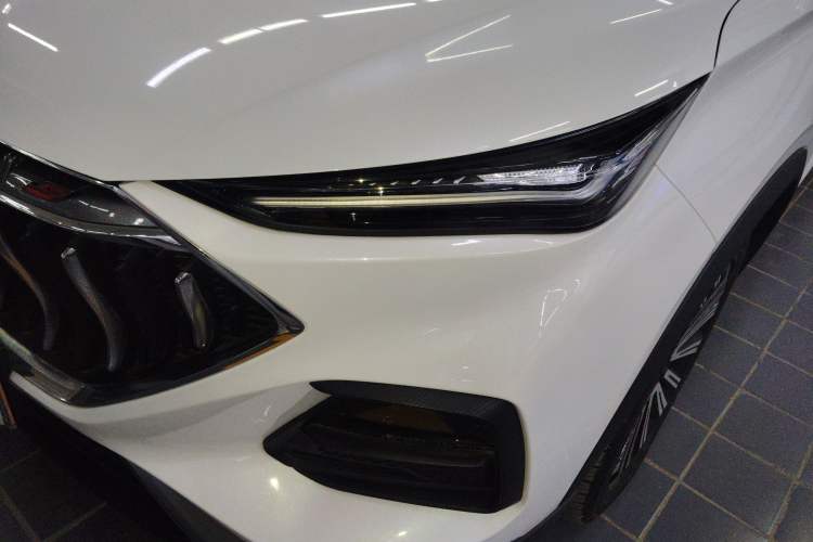 Used CHANGAN OSHAN X5 2021 1.5T DCT Prestige Edition Left Front Headlight