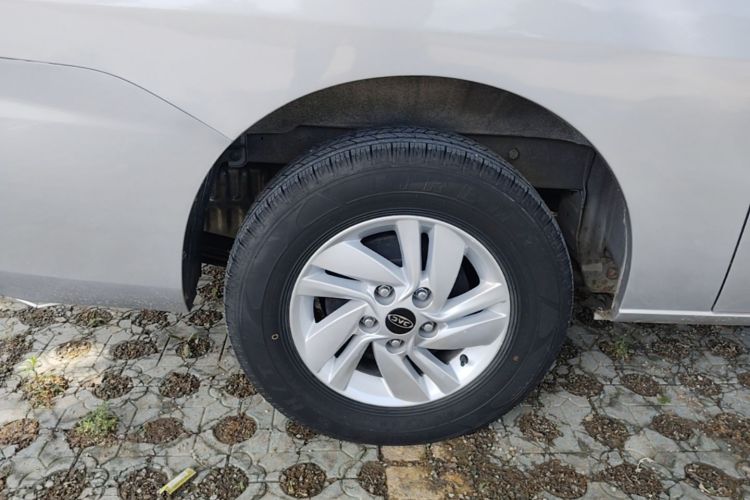 Ojetý JAC Refine M4 2016 2.0L Manual Luxury Version