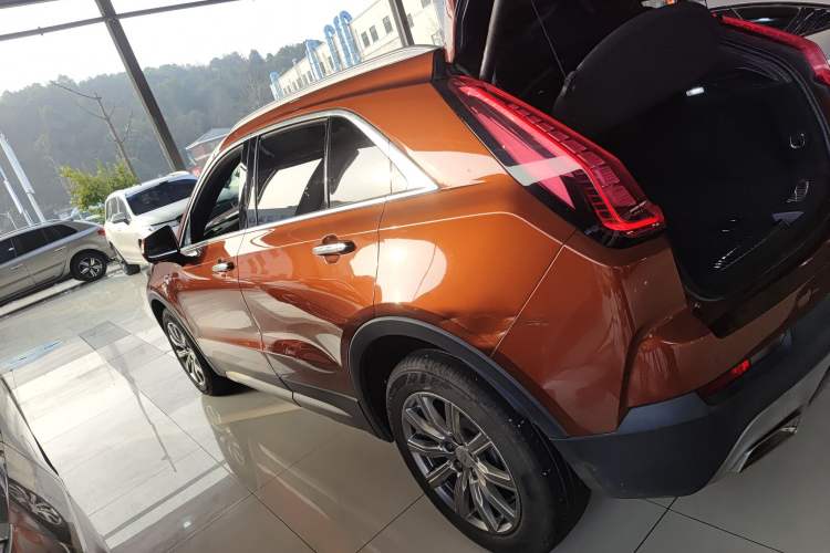 Used Cadillac XT4 2018 28T Two-Wheel Drive Leading Version