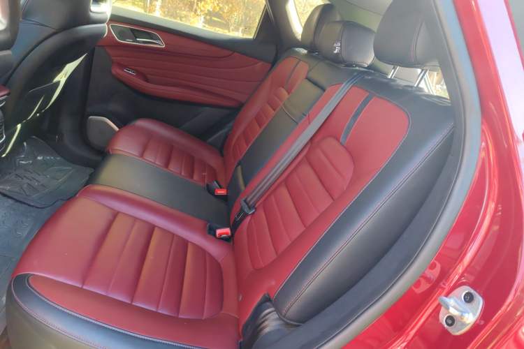 Used MG HS 2018 30T Automatic All-Wheel Drive Trophy Hormone-Infused Version China V Standard
