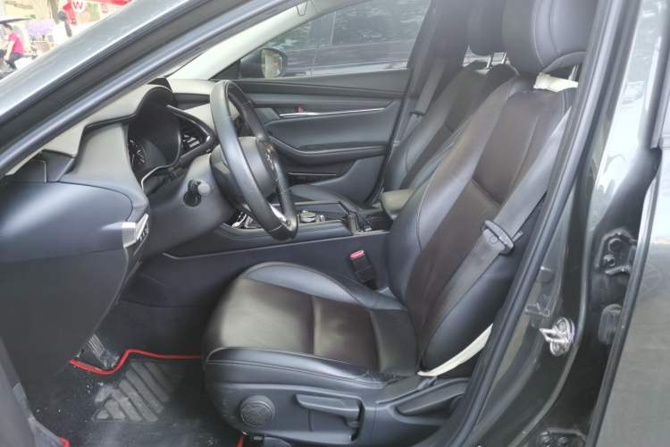 Used Mazda 3 Axela 2020 2.0L Automatic Zhiya Edition
