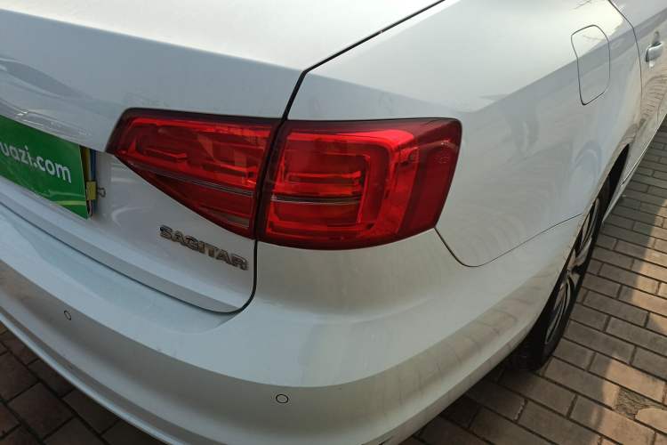 Used Volkswagen Sagitar 2017 1.6L Automatic Comfort Model
