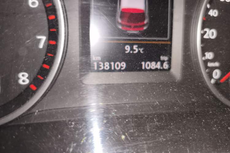 Used Volkswagen Tiguan L 2015 1.8TSI Automatic Two-Wheel Drive Luxury Model
