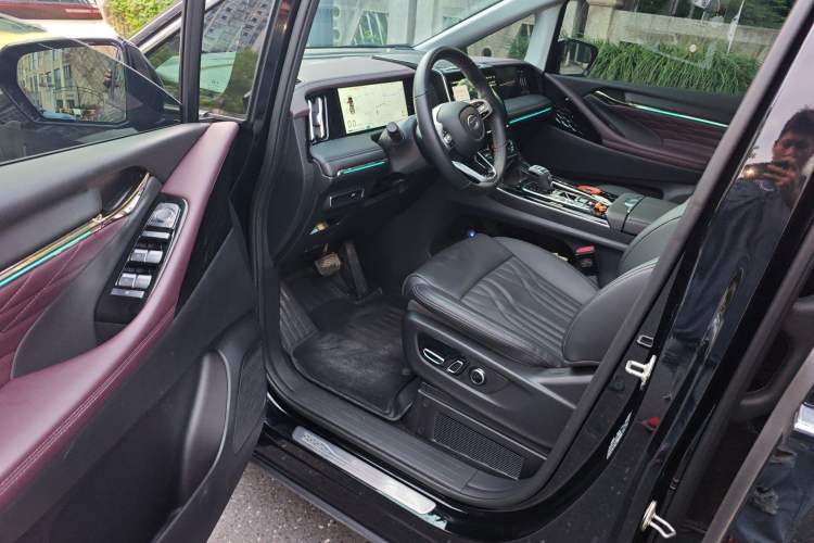 Used GAC Trumpchi M8 2024 Master Series 400T Ultimate Edition Driver Seat