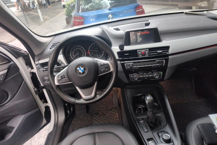 Used BMW X1 2016 sDrive18Li Fashion Model Center Console