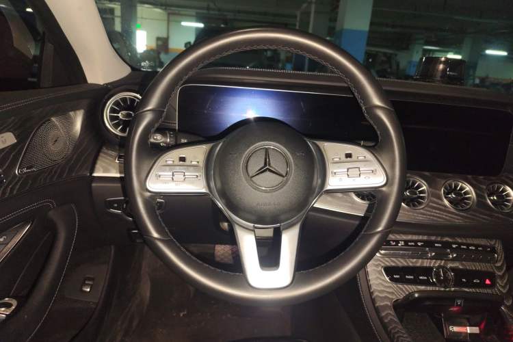 Used Mercedes-Benz CLS 2018 CLS 300 Dynamic Edition
