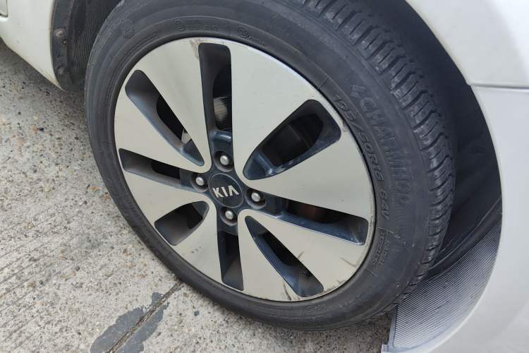 Used Kia K2 2012 Sedan 1.6L Automatic Transmission Premium Commemorative Edition
