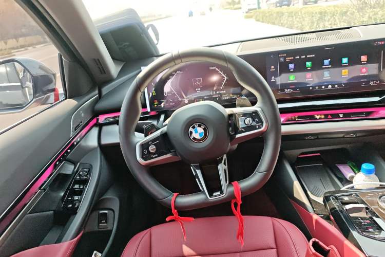 Used BMW 5 Series 2026 530Li Leading M Sport Package Steering Wheel