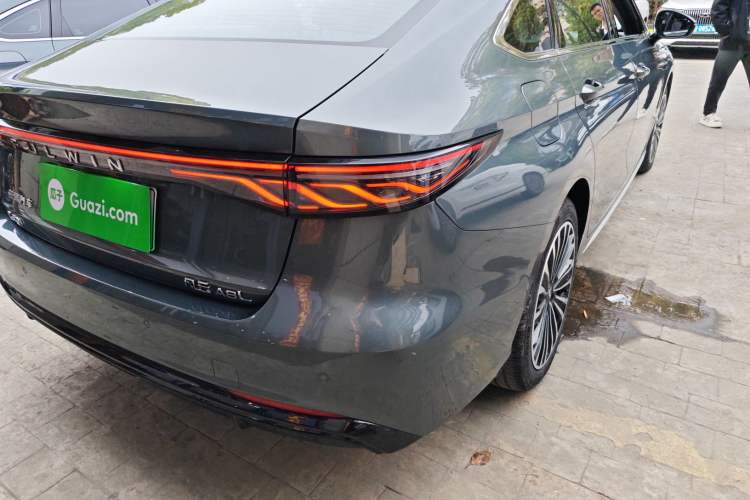 Used Chery Fengyun A8L 2025 1.5 TGDI 145 km Luxury Version Right Rear Taillight