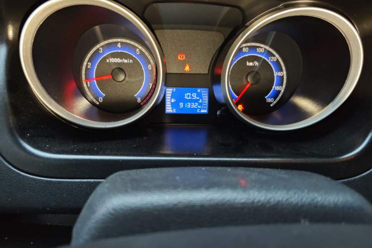 Used CHANGAN KAICHENG Ruixing M80 2018 1.5L Base Model Van Semi-Blind Window Flat Roof Rear-Hinged Doors 4G15S
