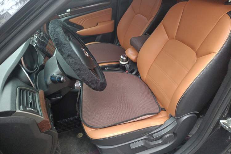 Used BAIC Weiwang S50 2016 1.5T Manual Joyful Elite Edition Left Front Seat