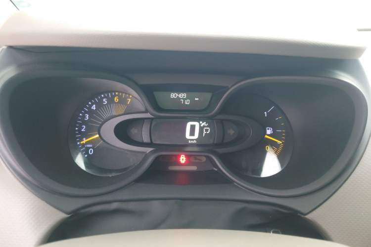 Used Renault Captur 2015 1.2T Automatic Standard Edition
