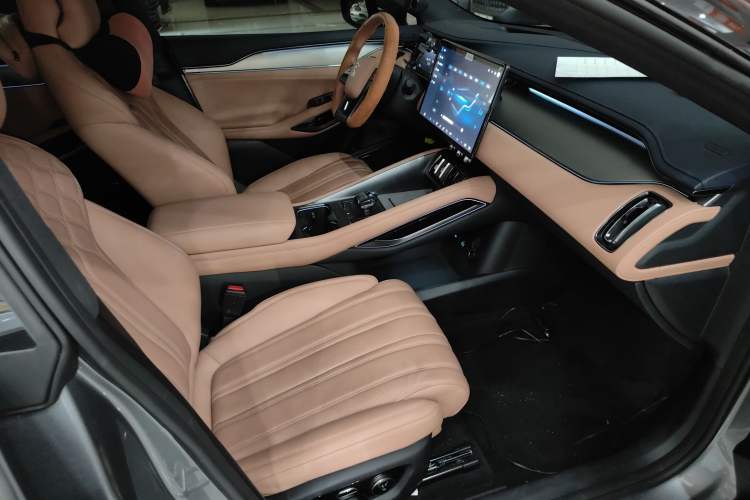 Used BYD Song L EV 2024 662 km Excellence Version