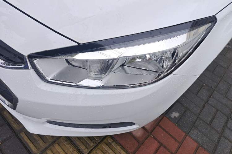 Used Chevrolet Cruze 2015 1.5L Automatic Fashion Navigation Edition
