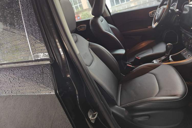 Used Jeep Compass 2017 200T Automatic Family Edition