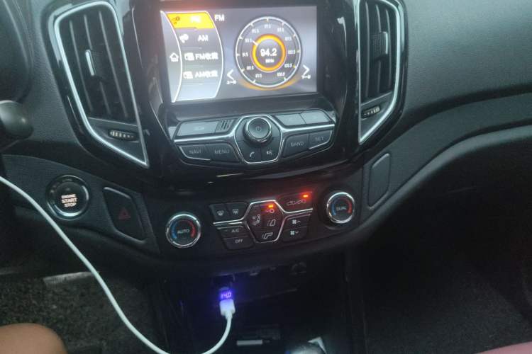 Used Chery Tiggo 5 2014 2.0L CVT Family Deluxe Edition