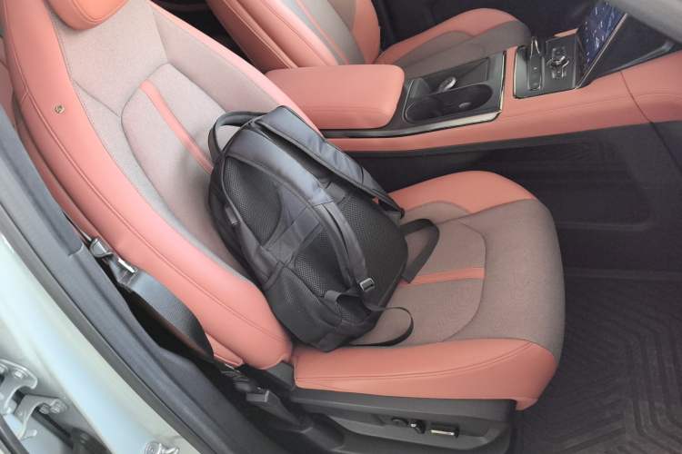 Used Nio EC6 2020 430 km Sport Version Right Front Seat