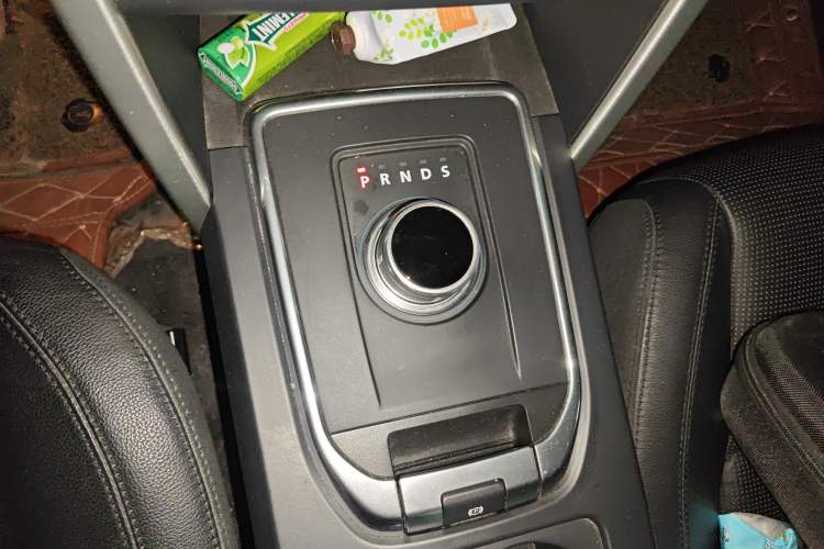 Used Land Rover Discovery Sport 2015 2.0T SE
