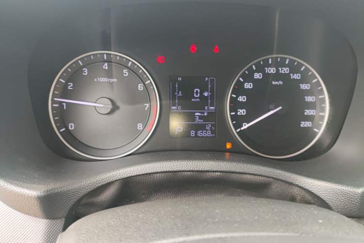 Used Hyundai ix25 2015 1.6L Automatic Two-Wheel Drive Smart GLS Trim Instrument Cluster