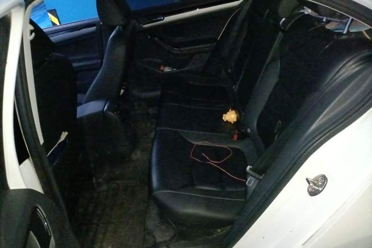 Used Volkswagen Sagitar 2018 1.6L Automatic Comfort Model Left Rear Seat