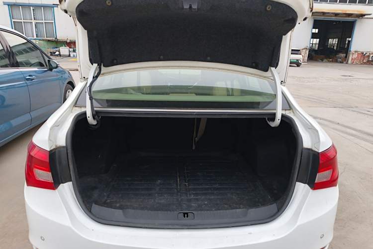 Used Buick GT 2015 15N Automatic Elite Version
