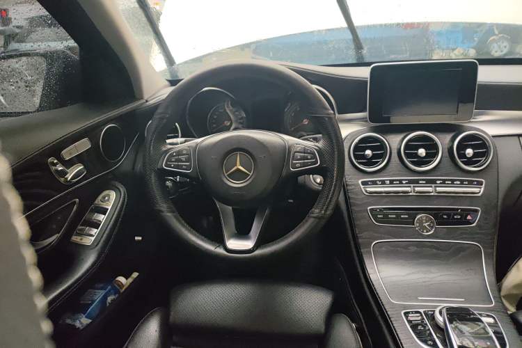 Used Mercedes-Benz C-Class 2018 C 200 L Sport Edition Steering Wheel