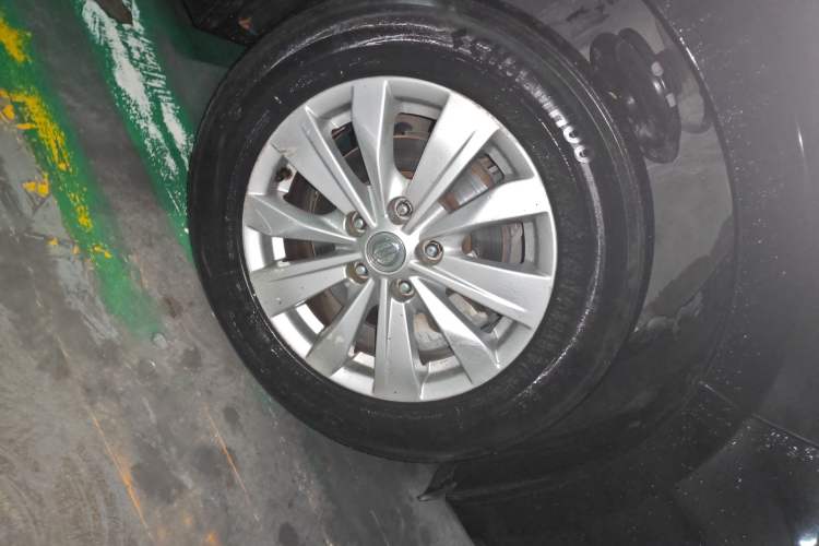 Used Nissan Teana 2016 2.0L XE Fashion Edition Right Front Wheel Hub