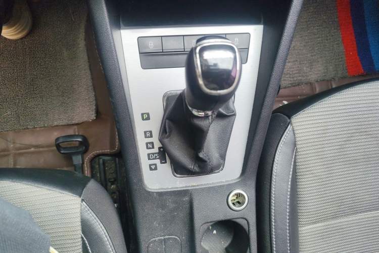 Used Skoda Octavia 2017 1.6L Automatic Chuanxing Edition
