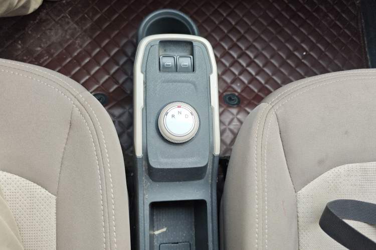 Used Chery QQ Ice Cream 2024 Edition Youth Version 205km Sundae