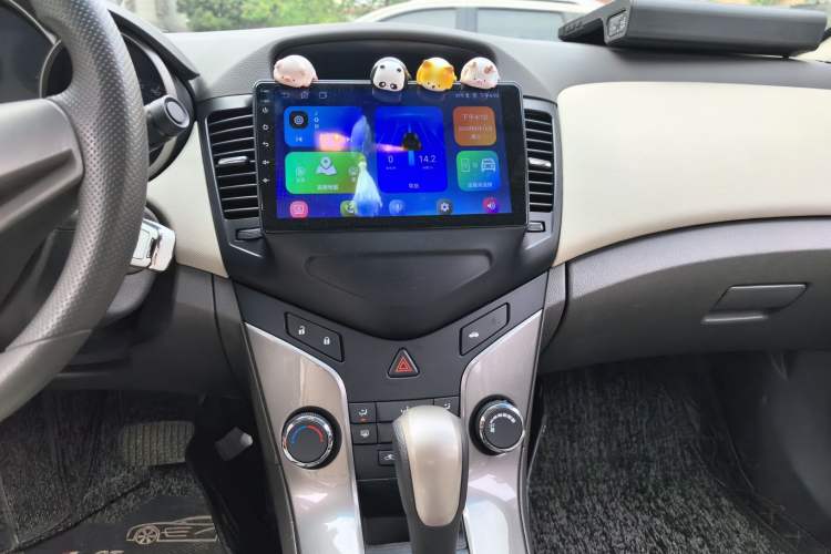 Used Chevrolet Cruze 2015 1.5L Classic SE AT Audio And AC Panel