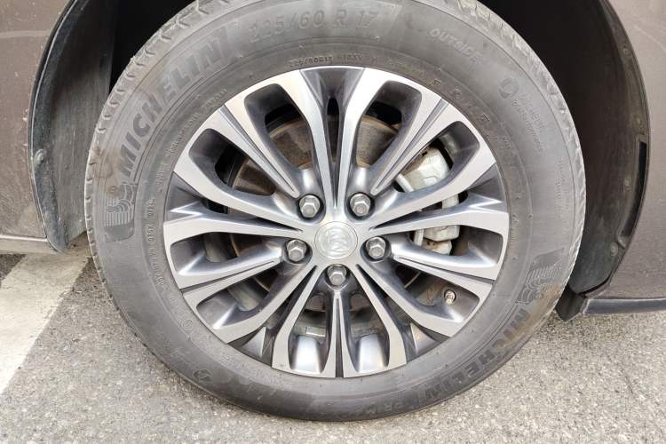 Used Buick GL8 2021 Land Cruiser Executive Class 652T Comfort Model