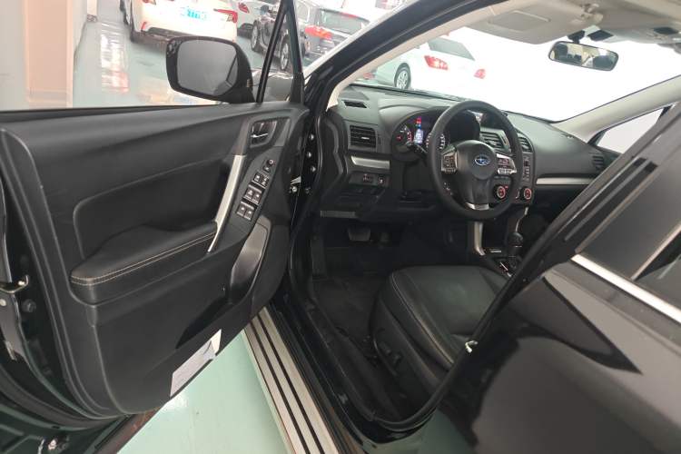 Used Subaru Forester 2013 2.5i Automatic Luxury Edition
