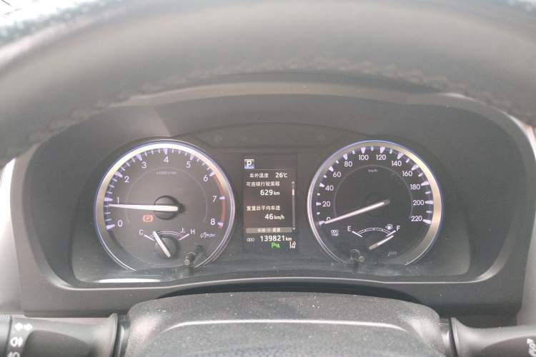 Used Toyota Highlander 2018 2.0T Four-Wheel Drive Prestige Version 7 Seats China VI Standard Instrument Cluster