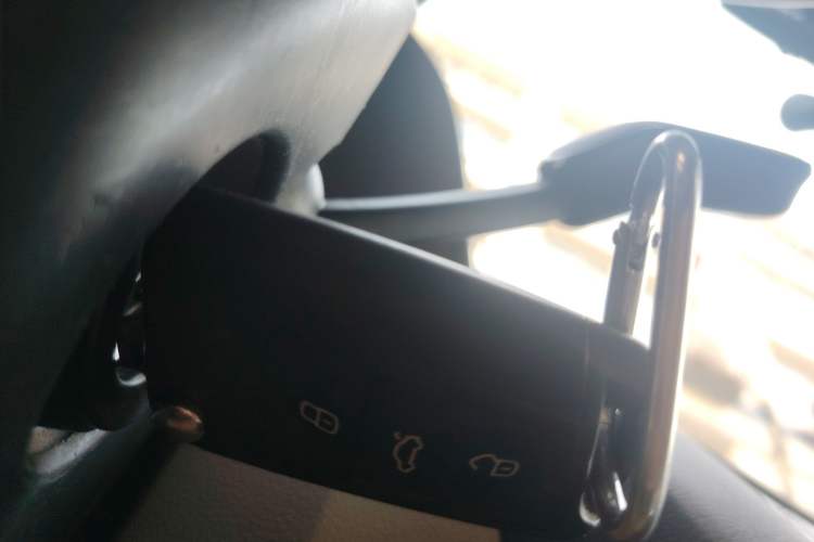 Used Skoda Octavia 2015 1.6L Manual Yijun Edition Vehicle Key