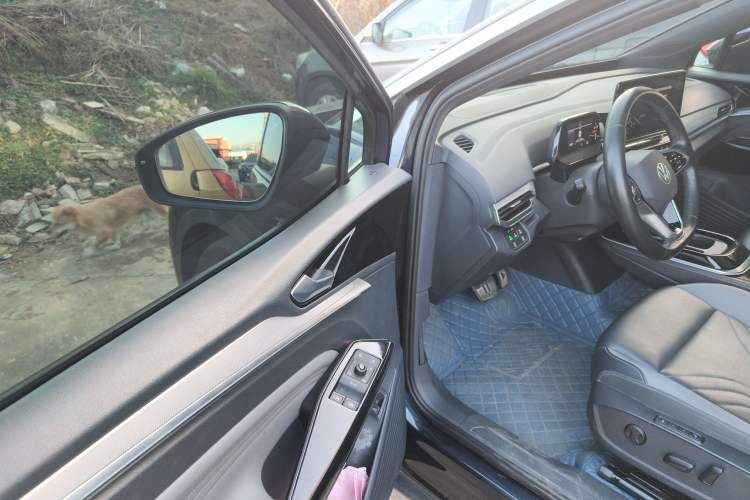 Used Volkswagen ID.4 CROZZ 2021 Long-Range PRO Two-Wheel Drive Version