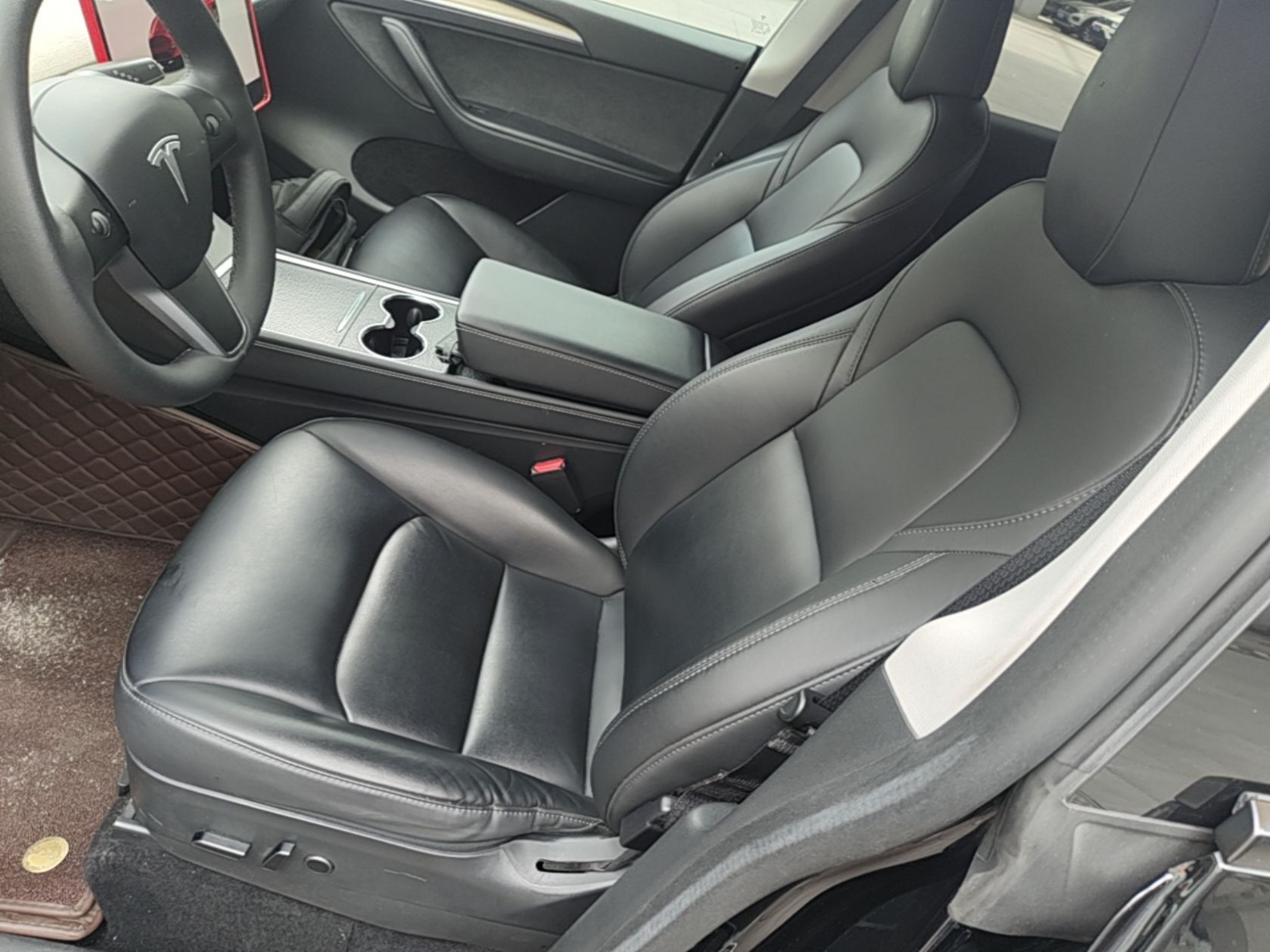 Interior delantero