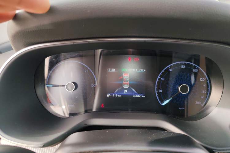 Used Hongqi E-QM5 2021 Charging Version Flagship Edition
