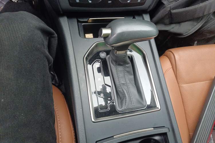 Used Hongqi H7 2021 1.8T Comfort Edition
