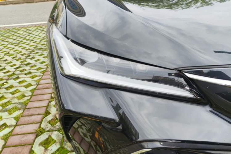 Used Toyota Avalon 2023 Dual-Engine 2.5L Luxury Edition Right Front Headlight